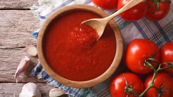 تولید عمده رب گوجه قوطی کلیددار